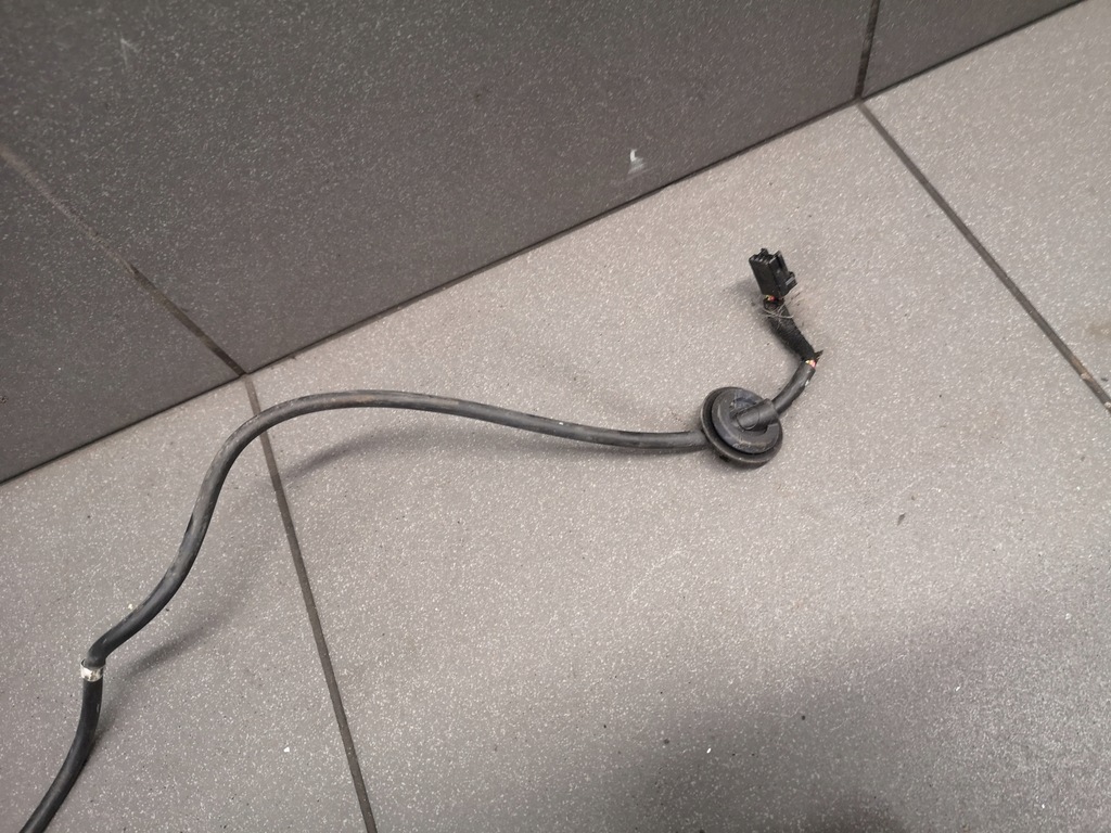 фото №4, Датчик abs перед audi a4 b6 1.8t 8e0927803b