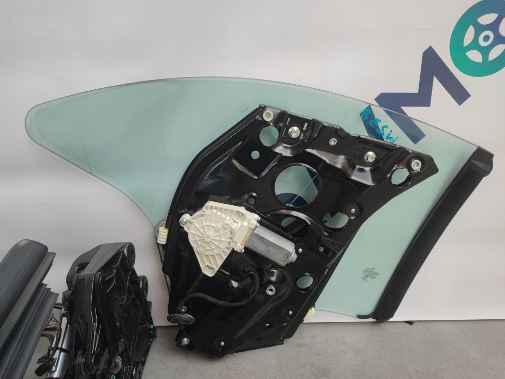 Купити Дах привід насос кришка дах windshot mercedes e-klasa iii w238 cabrio