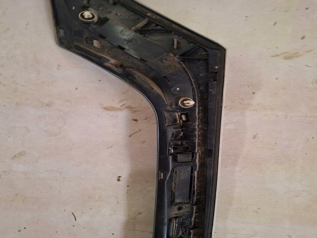 фото №9, Bmw x3 e83 lift накладка микровыключатель крышки alpinweiss