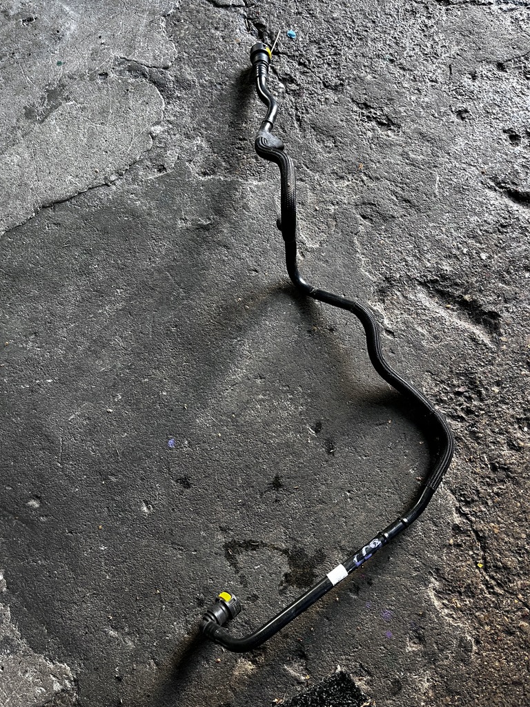 фото №1, 669 alfa romeo stelvio шланг wąż трубка вакууму