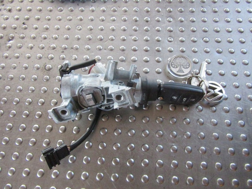 фото №5, Volkswagen beetle 2.0d 2013 замок запалювання ключ kpl