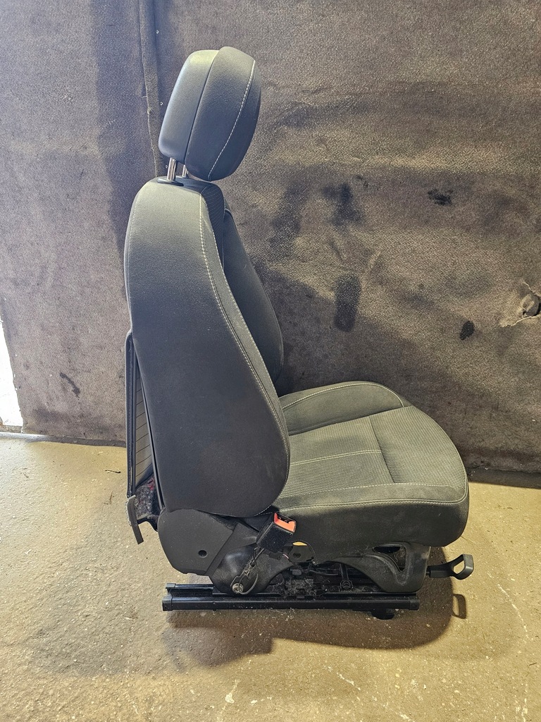 фото №5, Сиденье левый водителя opel astra iv j sport