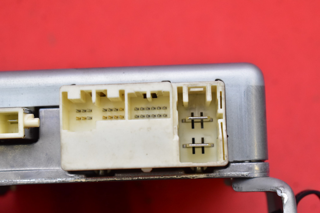 фото №8, Блок управления модуль усилителя 89650-02390 toyota auris i 1.6 dual vvti 124 km