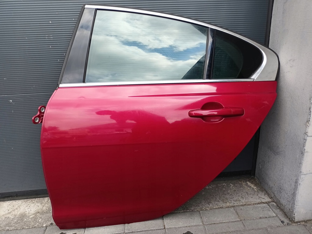 фото №1, Jaguar xe x760 - двері лівий задня