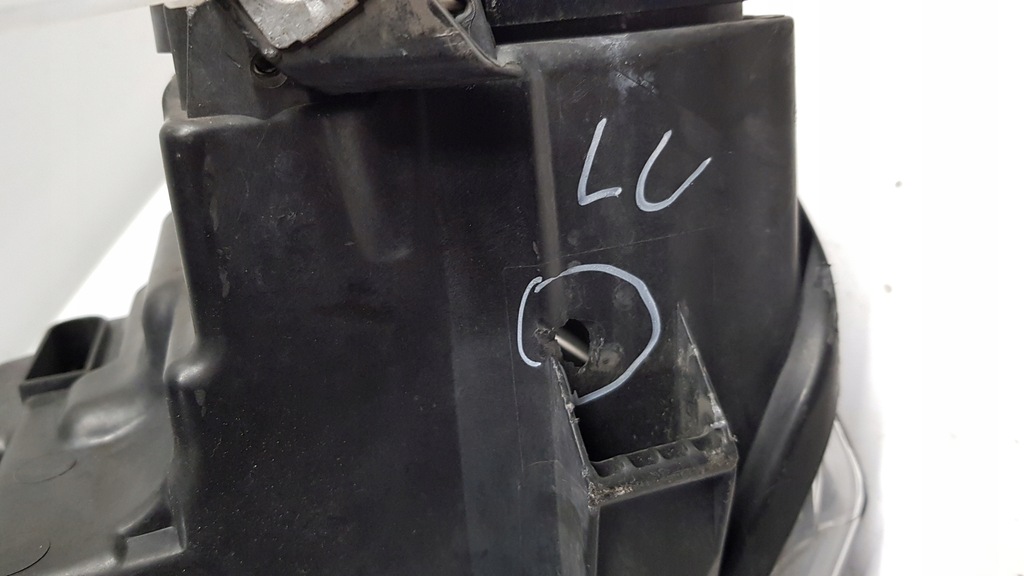 фото №9, Лампа права перед vw polo 6r v