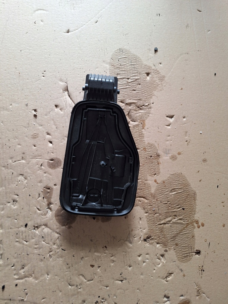 Купить Крышка разъём накладка ładownia renault megane v e-tech электрик