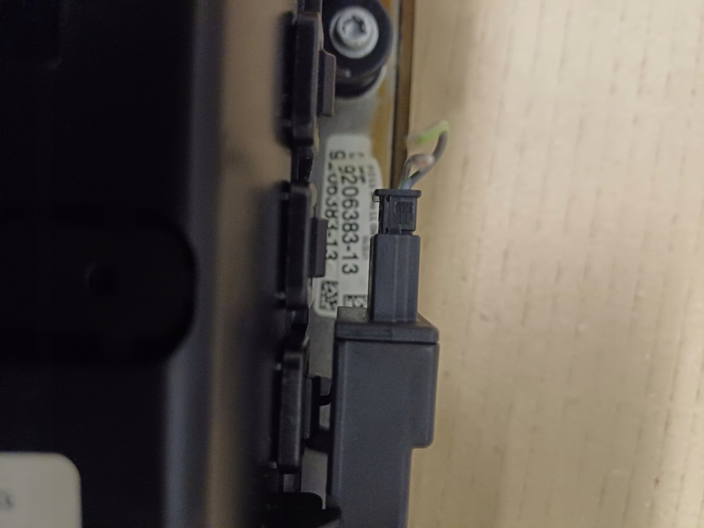 фото №14, Рамка dekor домкрата перемикання передач bmw 5 f10 f11 nr. 9206383 комплектна