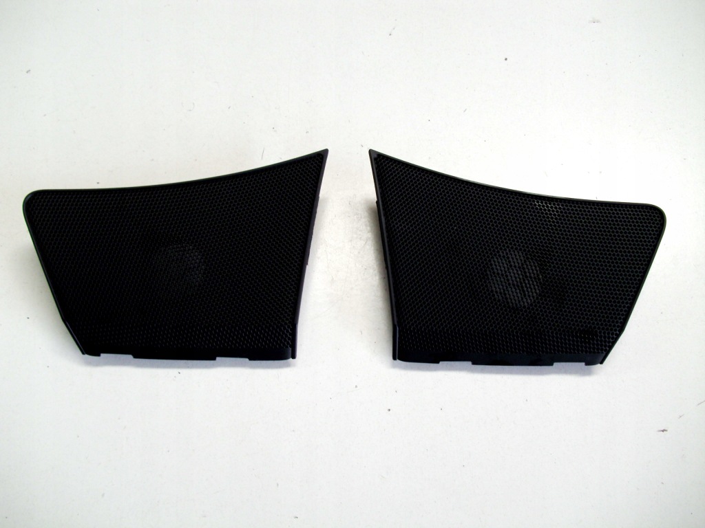 фото №1, Решётка динамика консоли kia niro