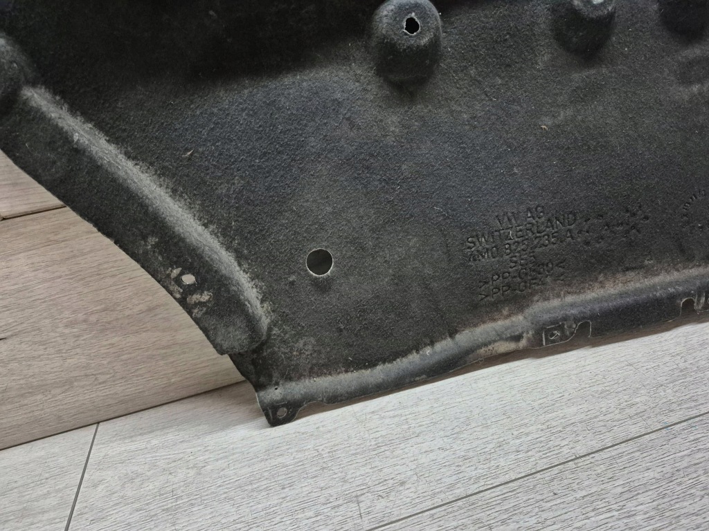 фото №8, 12401. audi q7 q8 плита защита двигатель карбон 4m0825235a