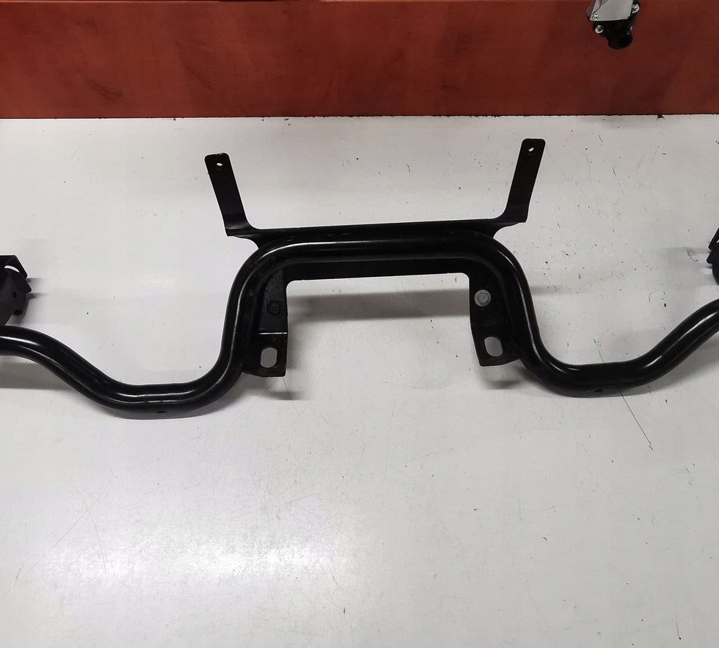 фото №1, Land rover range rover sport l494 2019 панель кронштейн радиатора / dół