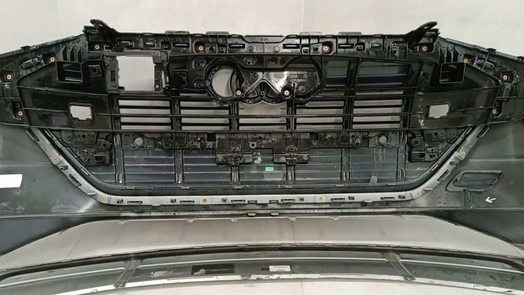 Бампер перед передний audi e tron etron 4ke 18-22 Недорого