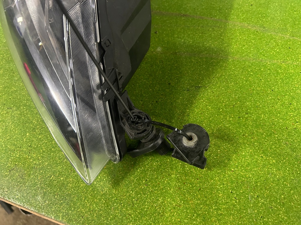 фото №6, Лампа права передня правий перед seat leon iii lift 5f led