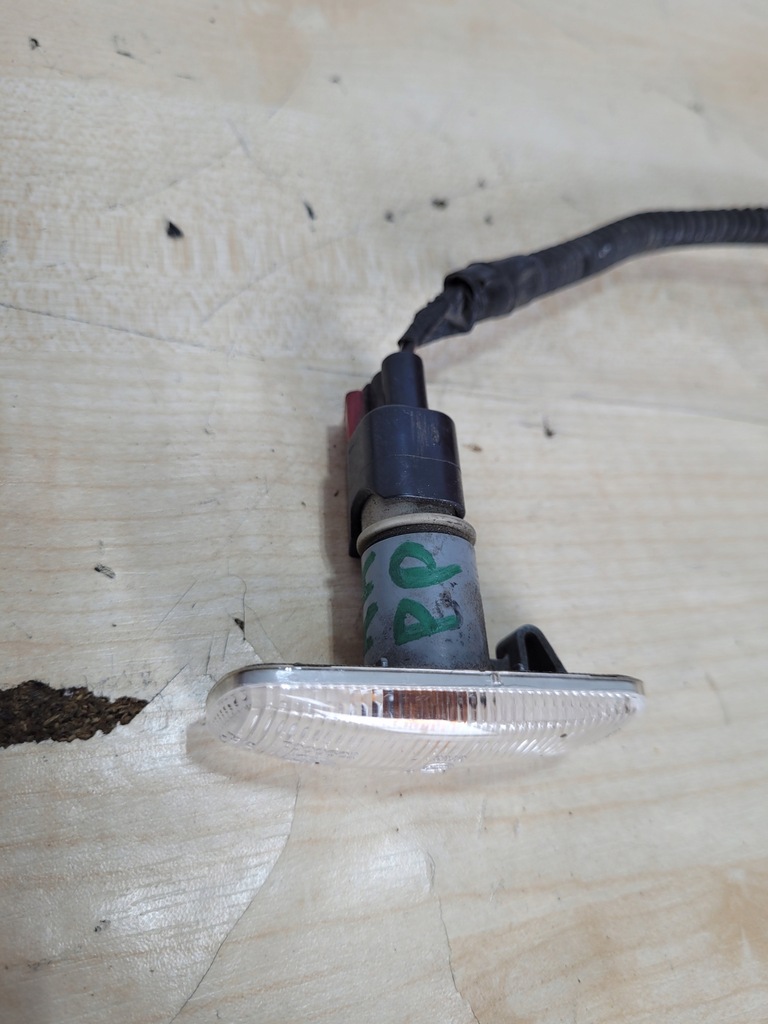 фото №9, Jeep cherokee kk 07-12 поворотник крыла