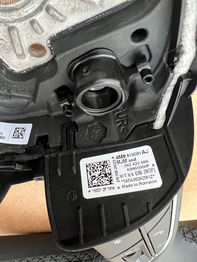 фото №12, Audi q8 q7 4m lift nowa воздуховод кожа сенсорный 4m8419091aj mjm soul