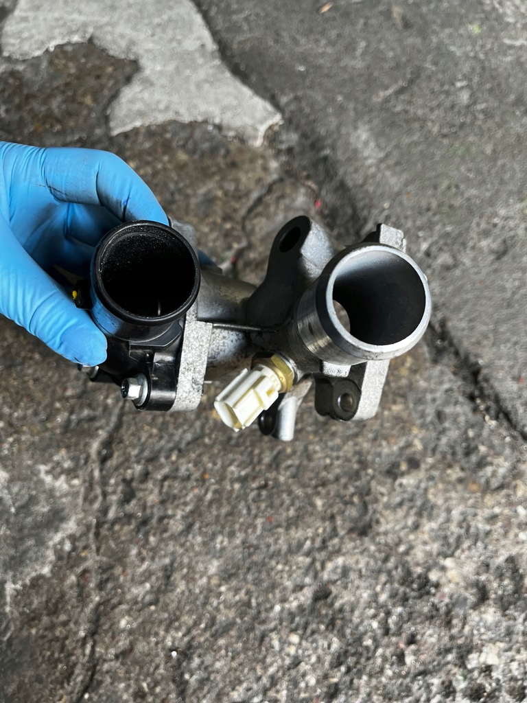 фото №5, 12 mazda корпус термостата термостат pe01-15172