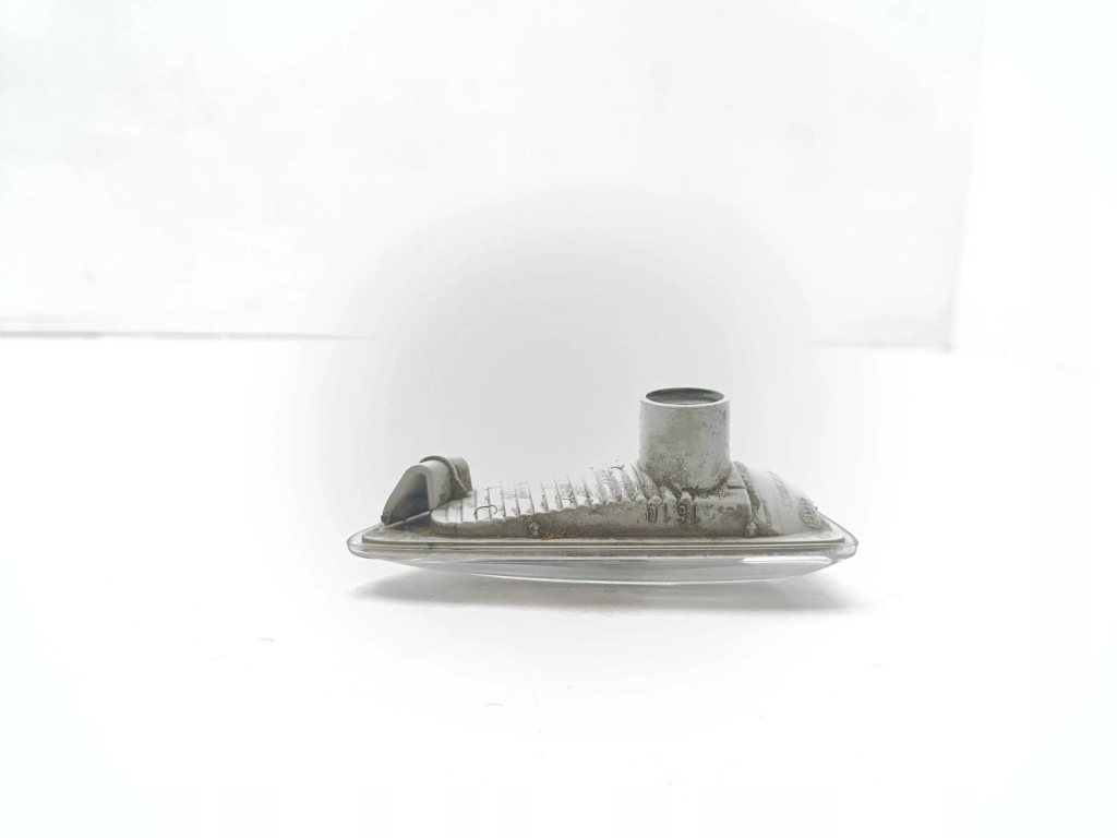 Opel astra j 2010 поворотник крила передній в Україні