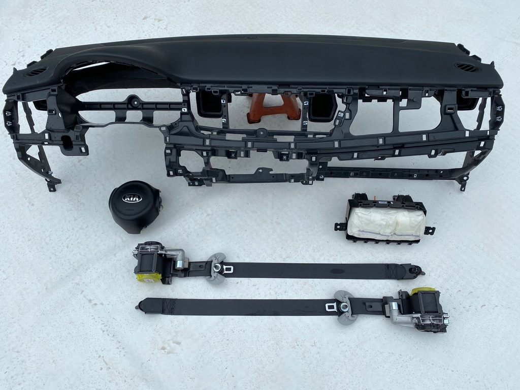 фото №1, Kia rio 4 iv приборная панель приборная панель консоль подушки безопасности ремни