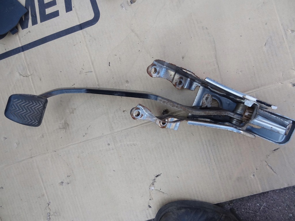 фото №1, Педаль тормоза toyota auris i