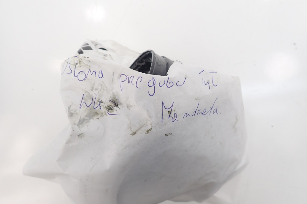 фото №4, Jeep grand cherokee wk2 защита шарнир приводной вал 2014- задняя внутренняя резиновый элемент