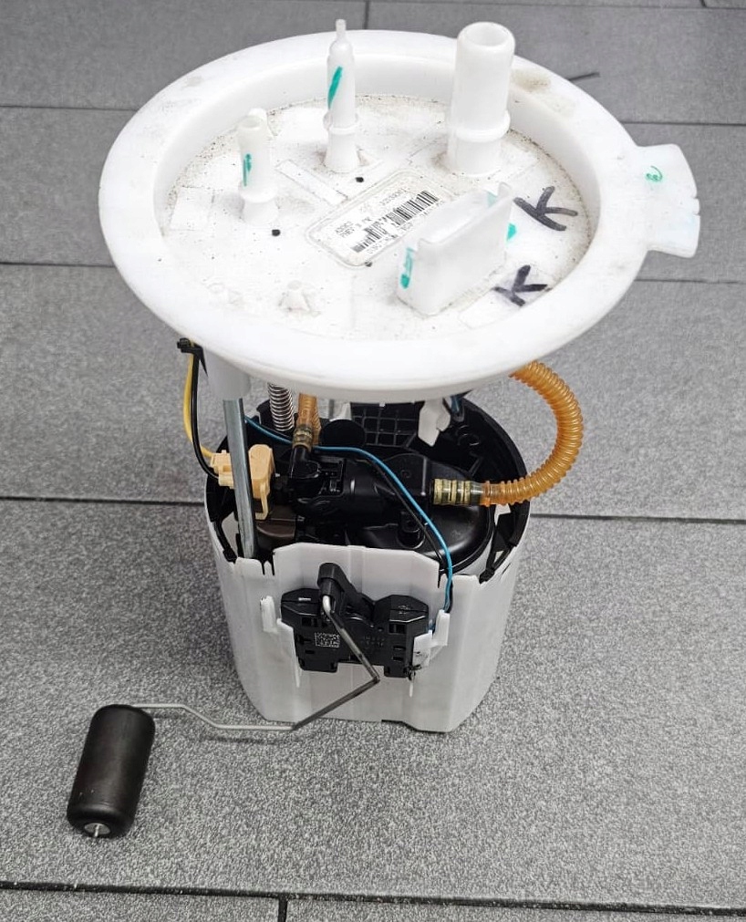 фото №1, Насос топлива volvo xc40 32139301