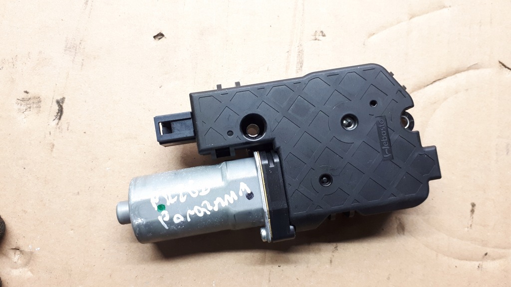 фото №13, A4 b9 8w моторчик люк панорамы перед