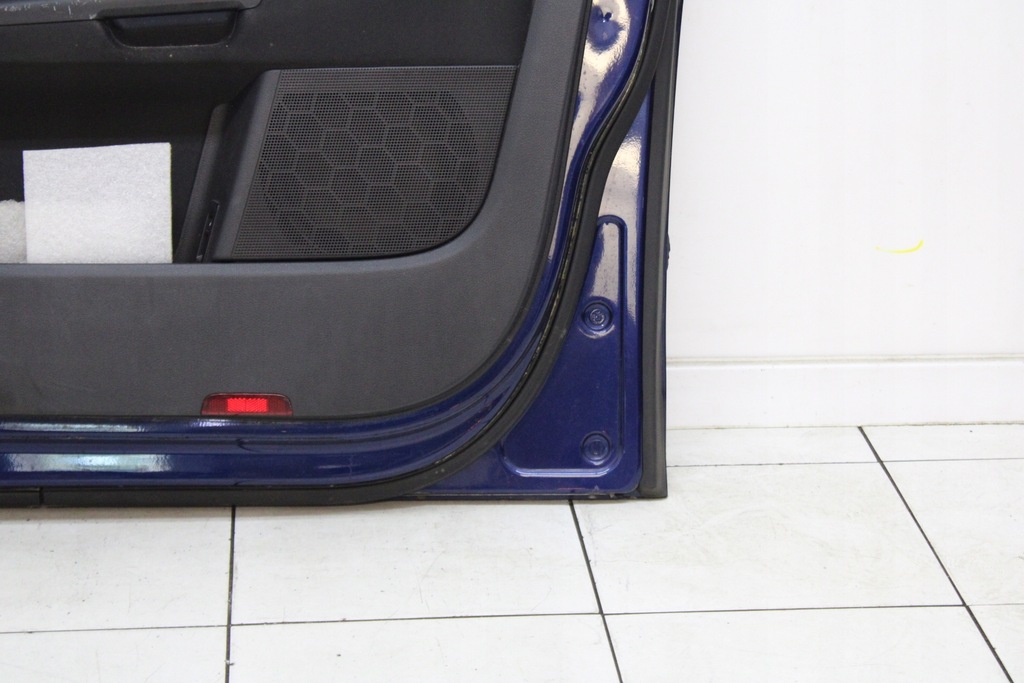 фото №10, Дверь правое передние правый перед volkswagen vw golf vi plus 08r- ld5q - kod