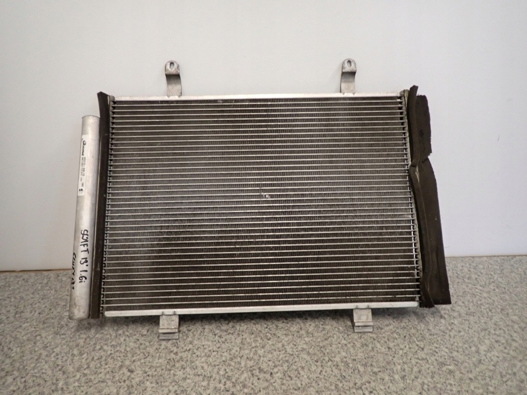 фото №1, Suzuki swift 10- mk7 радіатор кондиціонера
