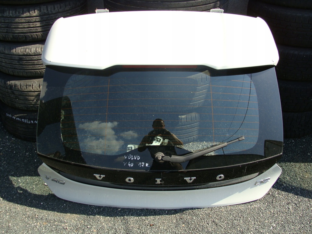 фото №1, Крышка багажника комплектная volvo v40 17r