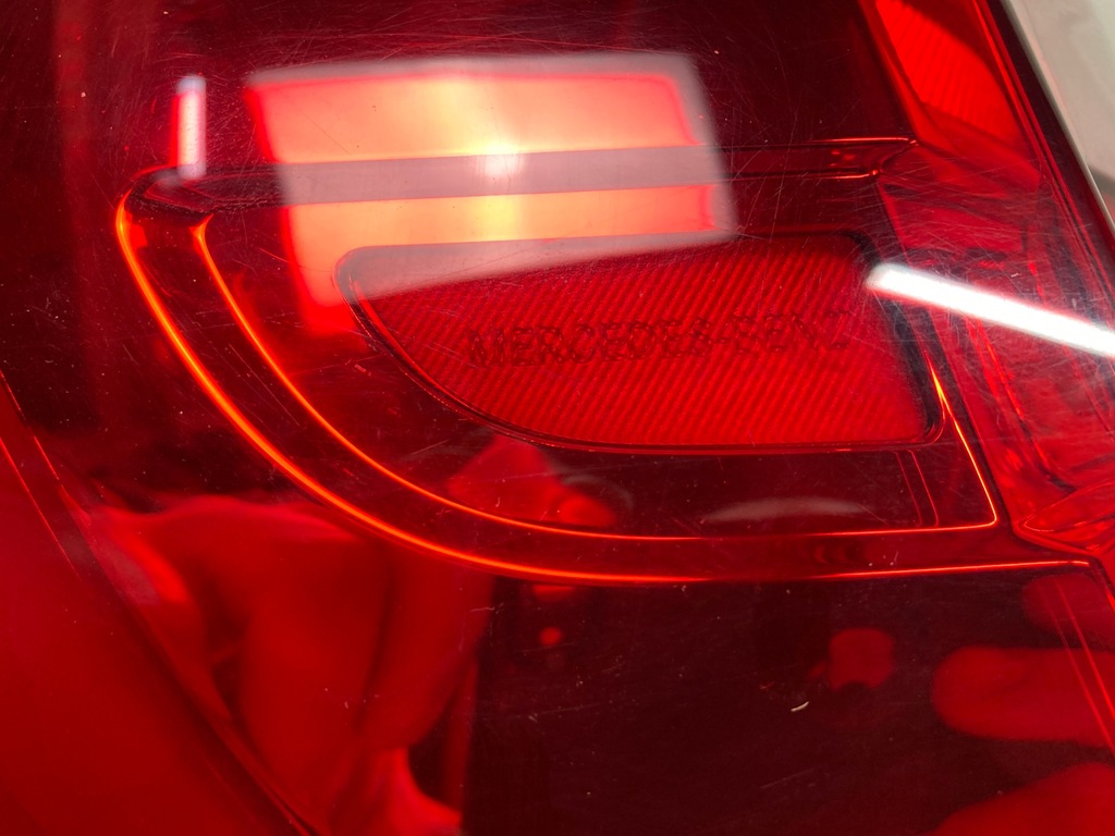 фото №6, Лампа левая задняя mercedes gla x156