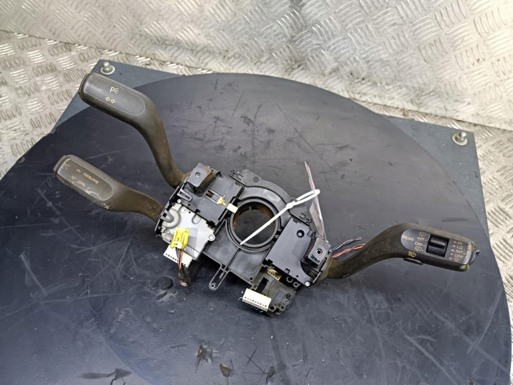 фото №1, Porsche panamera переключатель комбинированный 97061306101 ---