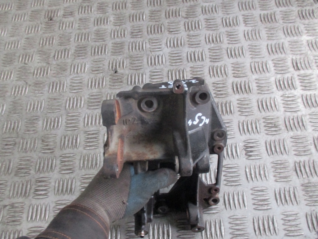 Основание генератора citroen c5 1.8 b рестайлинг  04-08 Недорого