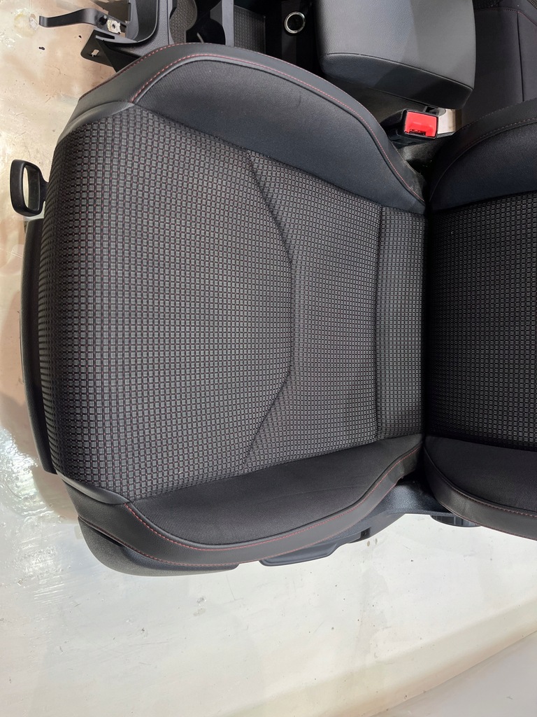 фото №10, Сиденья заднее сиденье комплект seat leon iii lift fr kombi idealne !