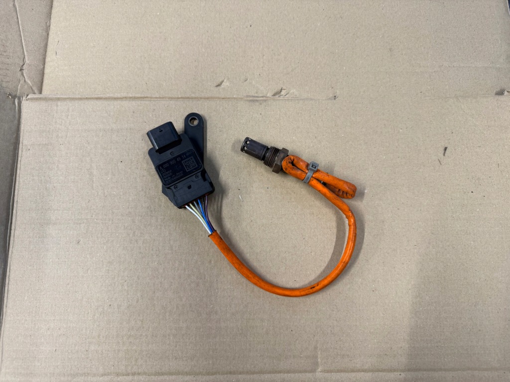 Купити Mercedes sprinter w907 2.0 cdi датчик лямбда-зонд nox a0009054914