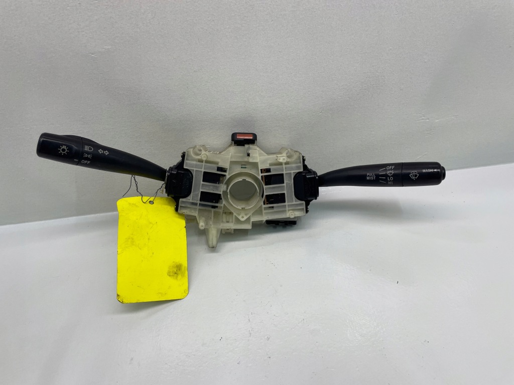 фото №1, Перемикач комбінований 83111fc24 subaru