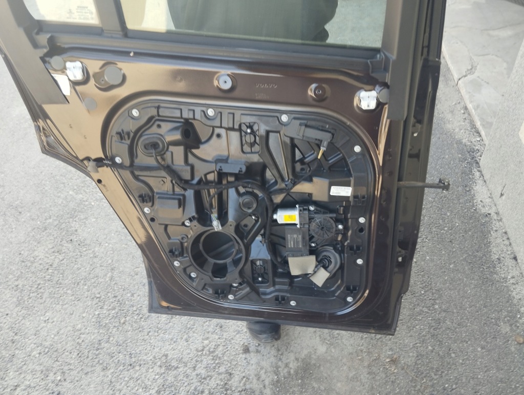 фото №7, Volvo xc90 ii двері ліва задня задні скло 2015-