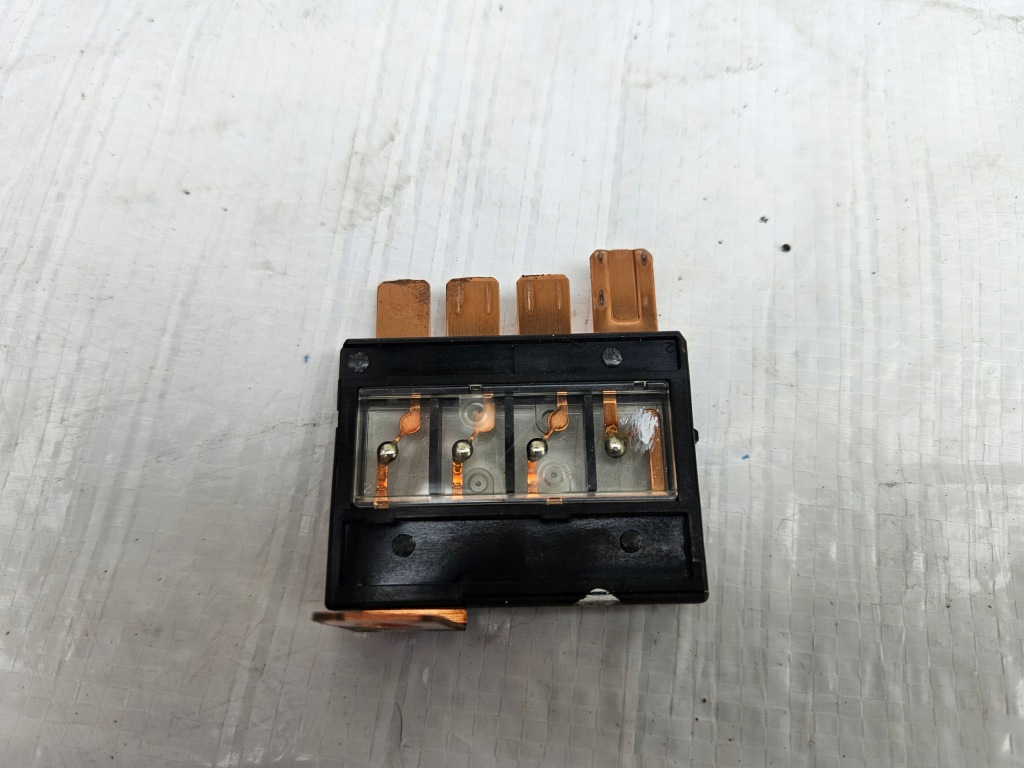 Купить Предохранитель комбинированный kia hyundai 10790-01034