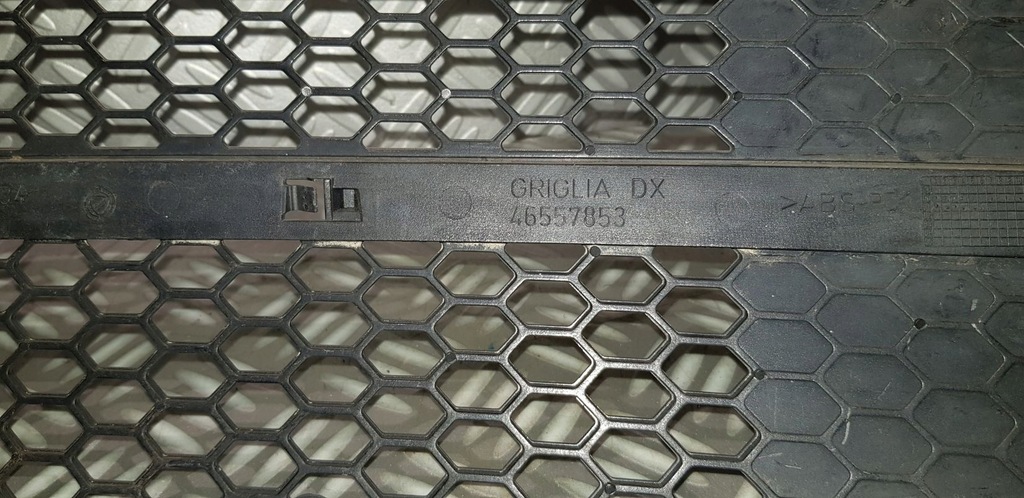 фото №7, Alfa romeo 147 решітка бампера права перед передня 46557853 dx