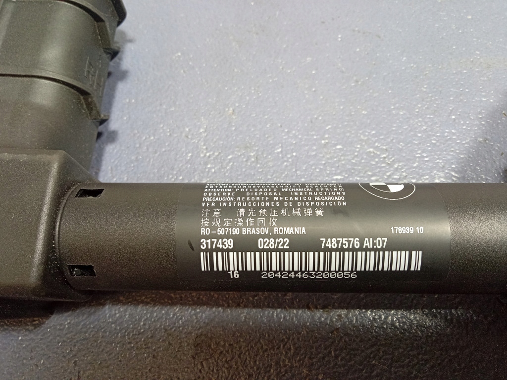 фото №5, Bmw i4 g26 амортизатор привід задній кришки багажника правий 7487576