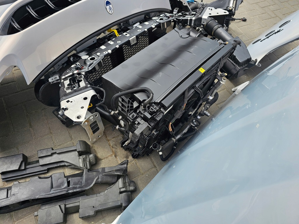 фото №5, Maserati grecale gt modena перед капот бампер full led крыло радиатор