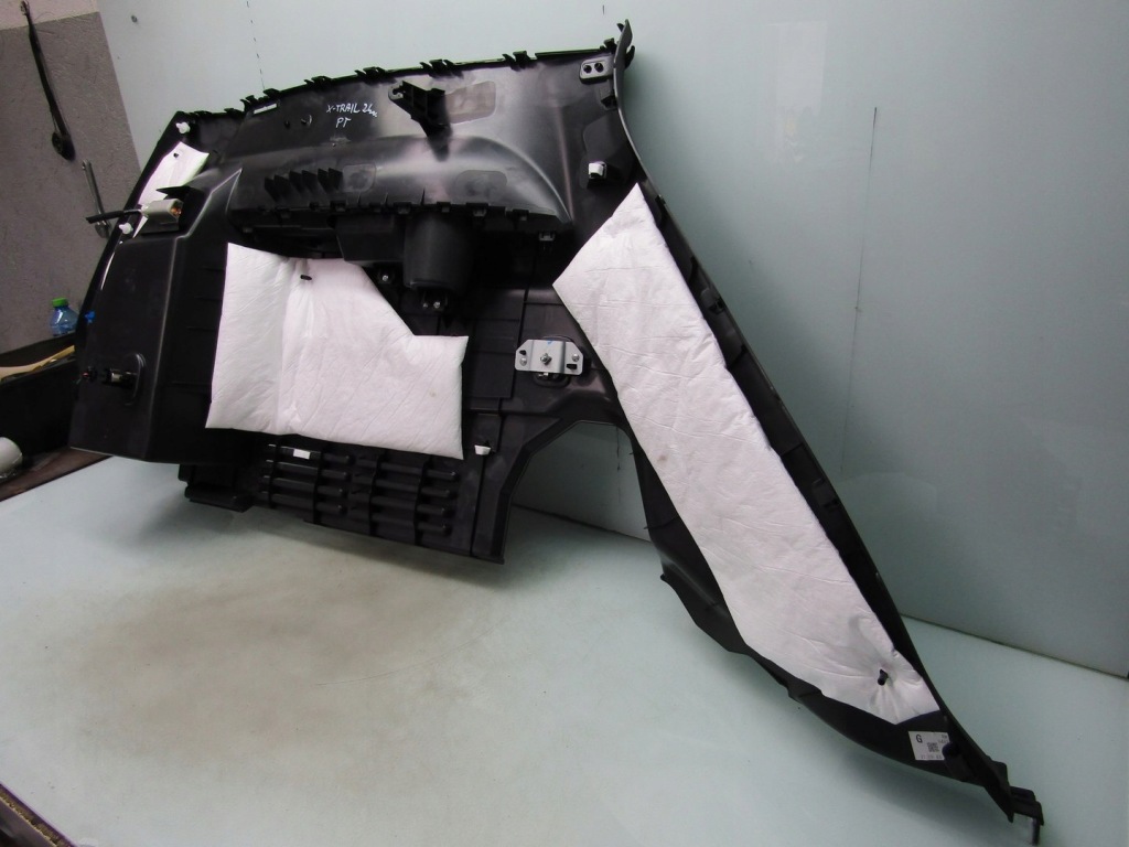 фото №7, X-trail iv t33 24r обшивка багажника правий задня задній оббивка 849506rp5a