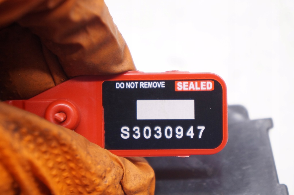 Дисплей volvo c70 2 s40 2 c30 1 v50 1 30752926 в Україні