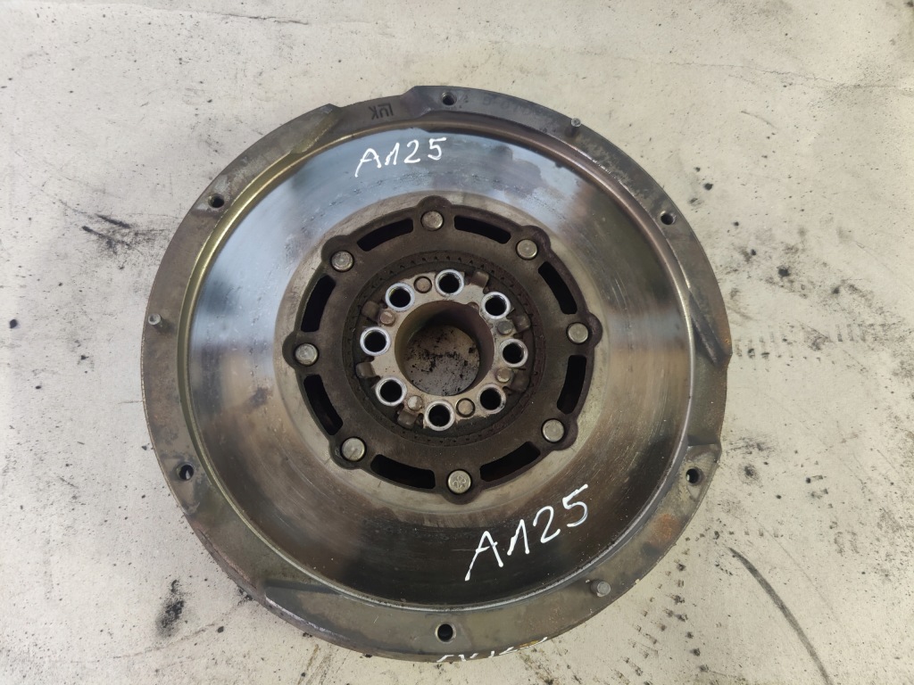 Купить Toyota avensis t25 2.2 d4d колесо двухмассовый 13450-0r010 a125