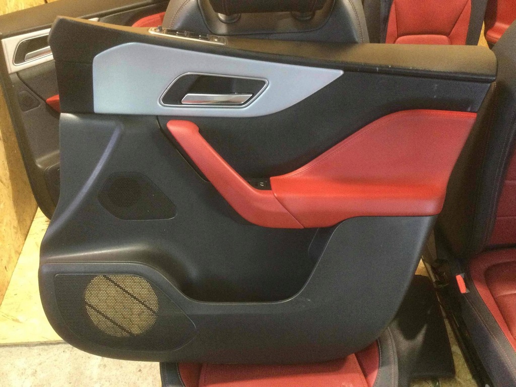 фото №7, Комплект салона обшивки заднее сиденье сиденья jaguar f-pace t4a12704qkw