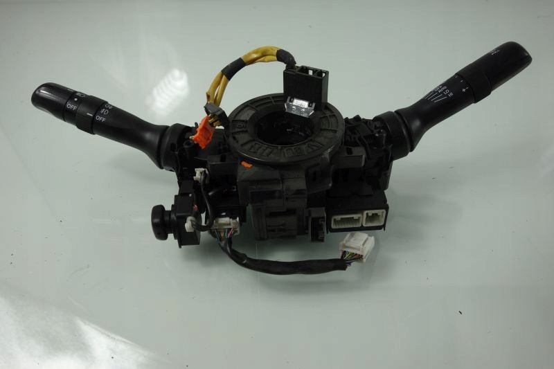 фото №1, Lexus is переключатели выключатель света 220 is220