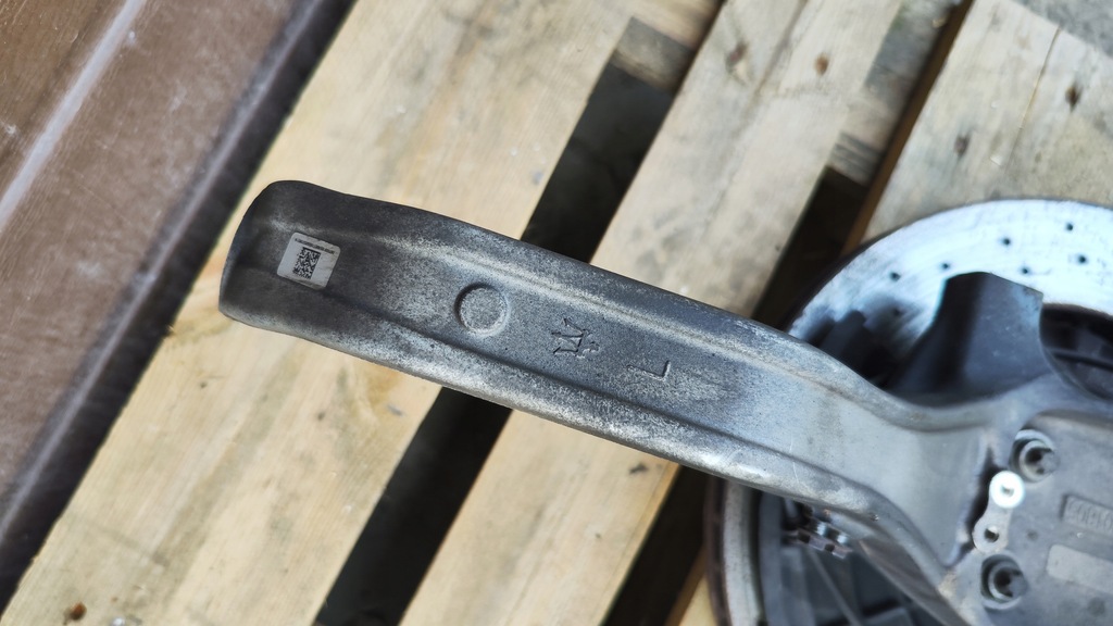 фото №7, Поворотний кулак перед ліва maserati ghibli 2015