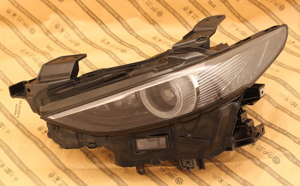 Купить Mazda 3 3 19+ фара перед full led комплект