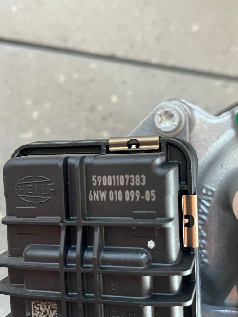 Турбонагнетатель bmw f20 f30 f07 f10 f25 f15 x3 x4 x5 x6 8510943 54409710026 в Украине