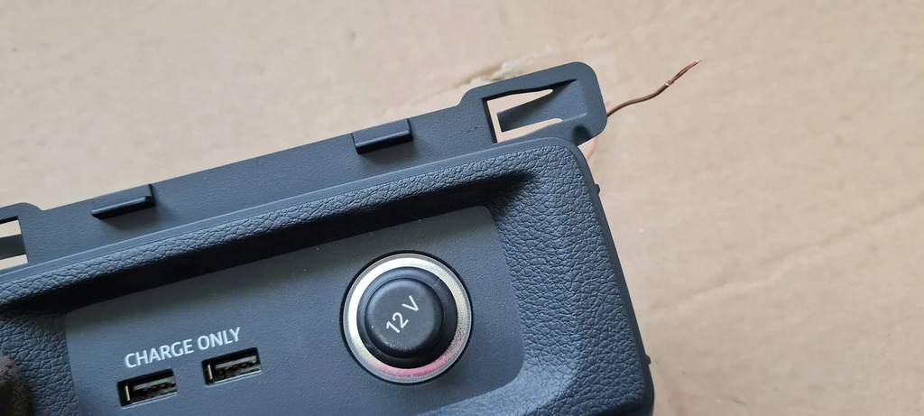 фото №10, Q5 80a sq5 port роз'єм usb 5q0035726l 80a863324a