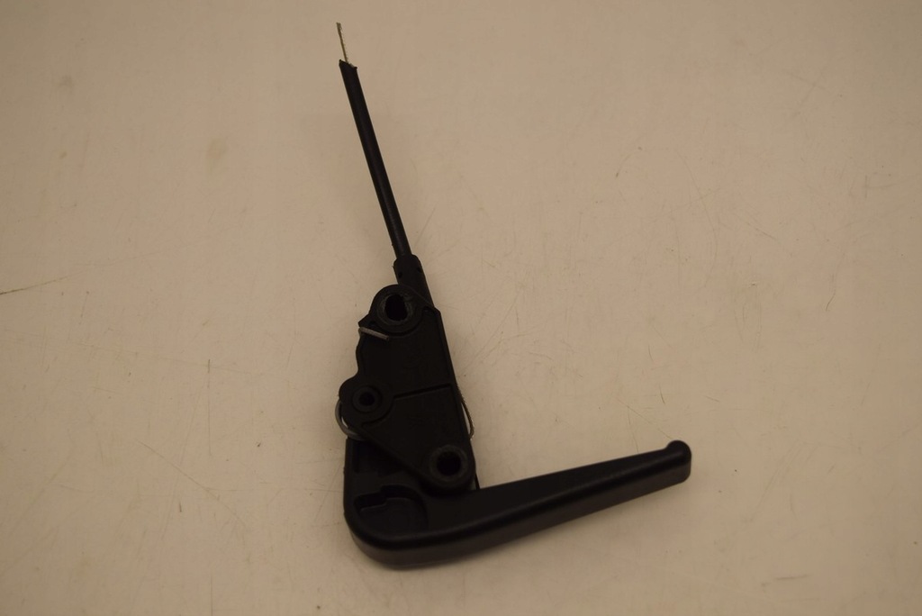 фото №1, Peugeot 301 ручка відкривання капот