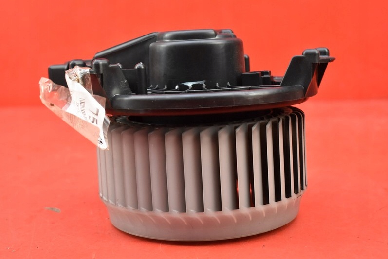 фото №5, Воздуходувка вентилятор обдув eu av272700-0311 suzuki swift mk6 4 iv 04-10